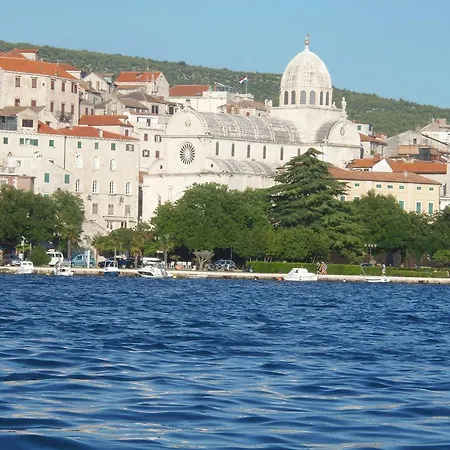 Pletikosa * Brodarica (Sibenik-Knin)