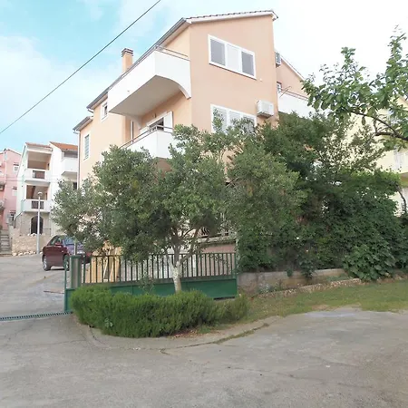 Διαμέρισμα Pletikosa