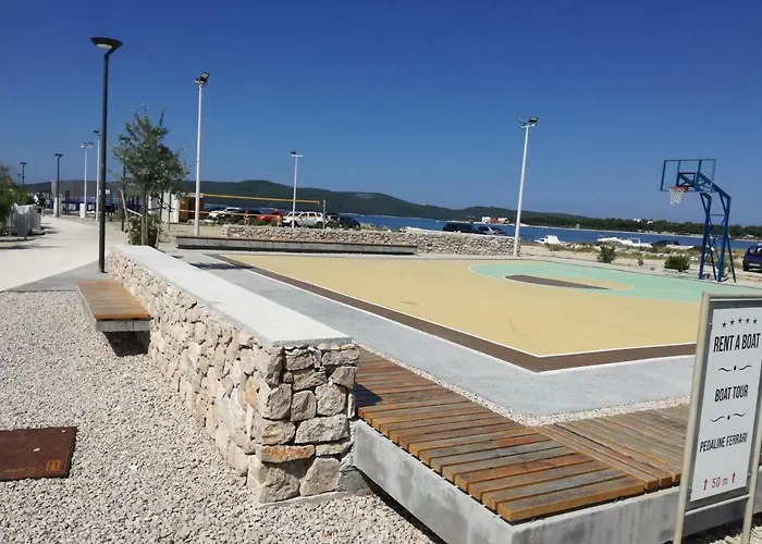 Pletikosa Brodarica (Sibenik-Knin)